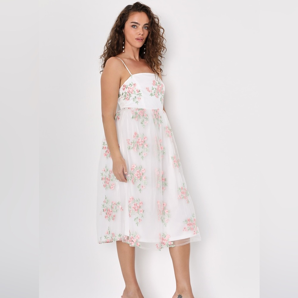 NWT Lulu’s White/Pink Floral Embroidered Tulle Midi Dress